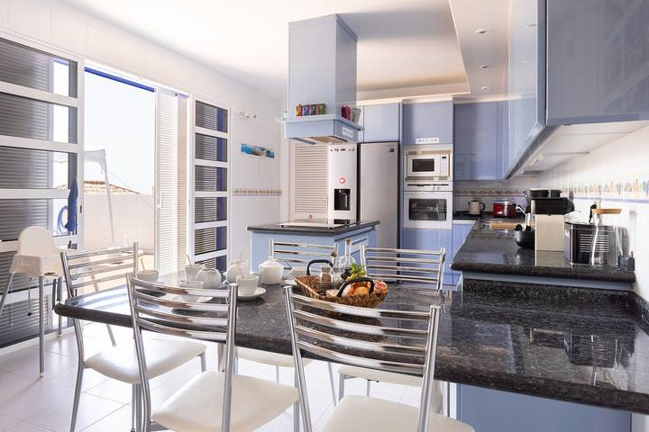 Ferienhaus für 4 Personen, mit Terrasse und Garten sowie Pool in San Andrés - 2