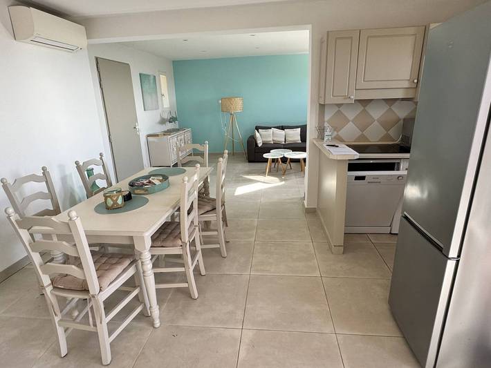 Gîte pour 6 personnes, avec piscine, animaux acceptés à Le Muy - 3