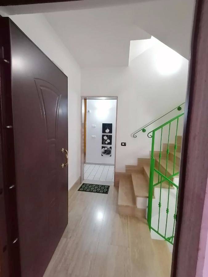 Appartamento intero, Apartment in Eboli, Provincia di Salerno