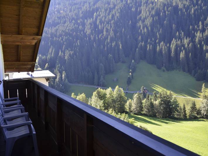 Apartament wakacyjny dla 11 osób, z ogród i balkon w Kappl