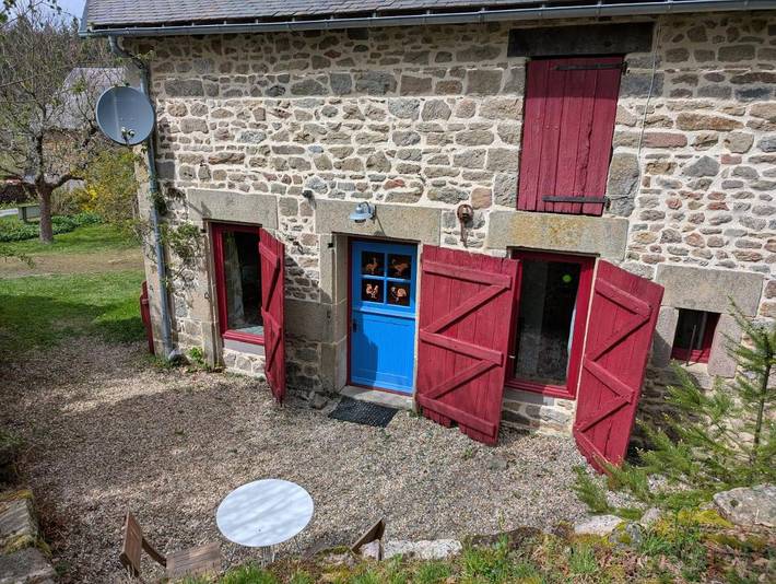 Appartement de vacances pour 4 personnes, avec terrasse dans la Creuse