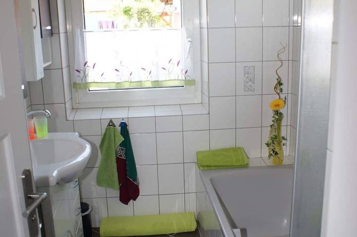 Ferienwohnung für 6 Personen, mit Terrasse und Garten in Marktheidenfeld - 4