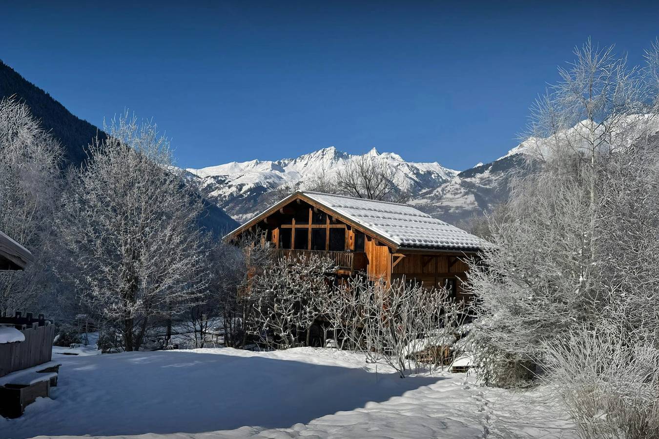 Chalet für 13 Personen mit Terrasse in Séez, Albertville und Umgebung