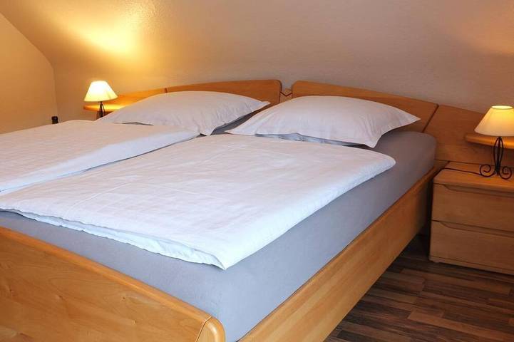 Ferienwohnung für 4 Personen, mit Balkon und Garten in Zell Stadt (Mosel) - 4