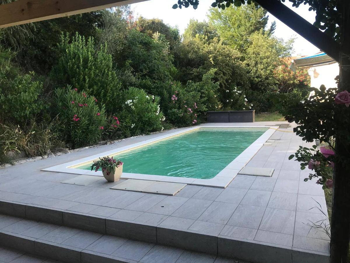 Maison individuelle avec piscine privée in Peyruis, Région de Forcalquier