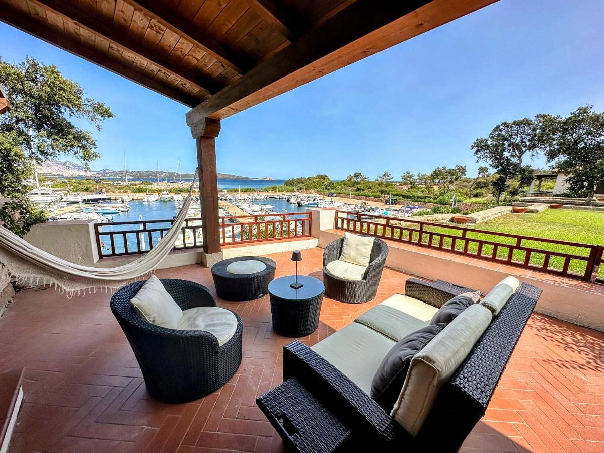 Ganze Wohnung, Pearl Home - Sea View and 10 min from La Cinta and Lu Impostu Beach in Puntaldia, San Teodoro