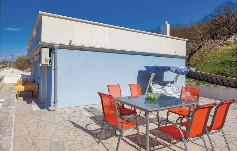 Ganze Ferienwohnung, Gemütliche 2-Zimmer-Wohnung in der Nähe der Küste von Klenovica und des Stadtzentrums in Klenovica, Primorje-Gorski Kotar