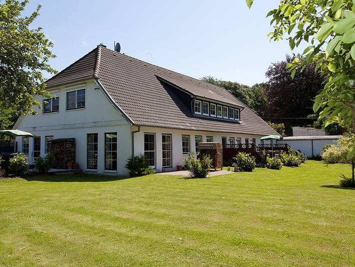 Ferienhaus für 2 Personen, mit Garten und Terrasse in Gingst - 2