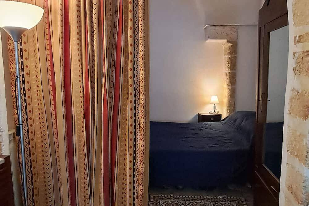 Ancient residence in Carovigno, 5 Km Ostuni, 5 Km from the sea in Carovigno, Salento