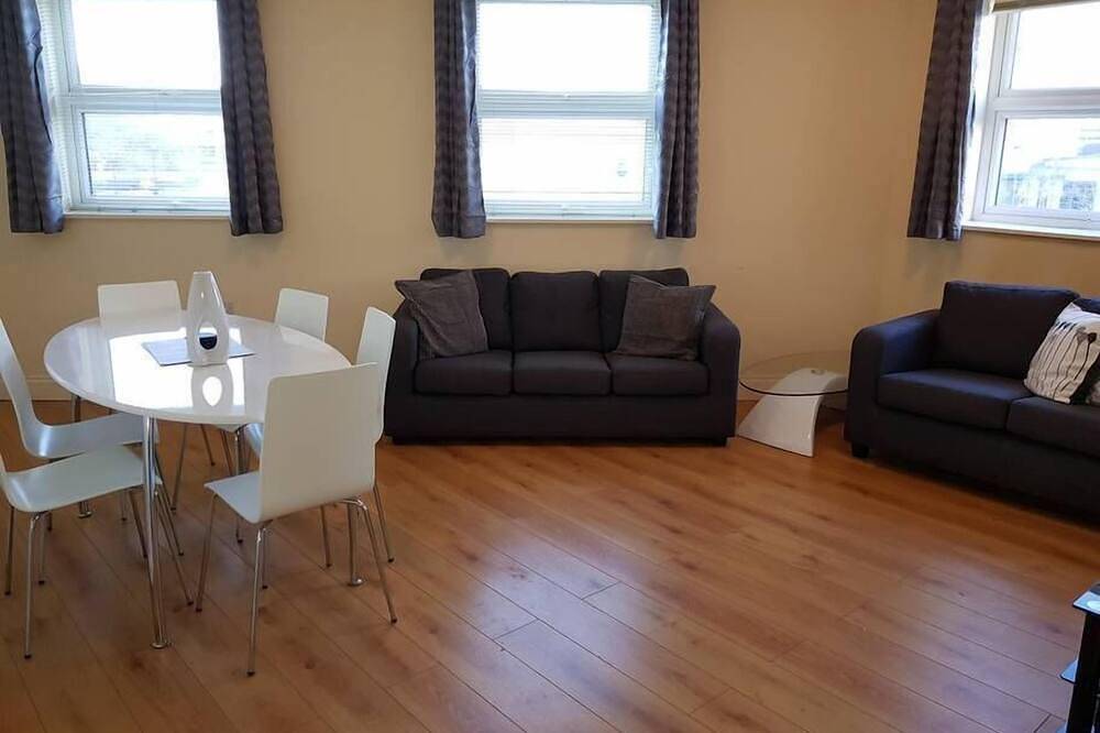 Apartment for 6 People in Southampton, South East England