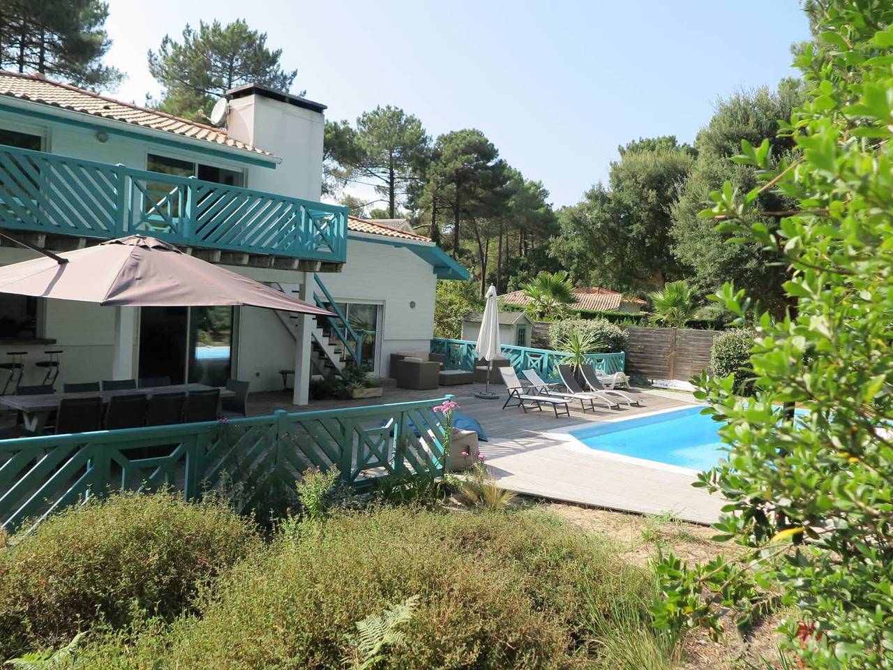 Spacieuse villa au golf avec piscine privée, parking, et services de conciergerie in Seignosse Océan, Seignosse