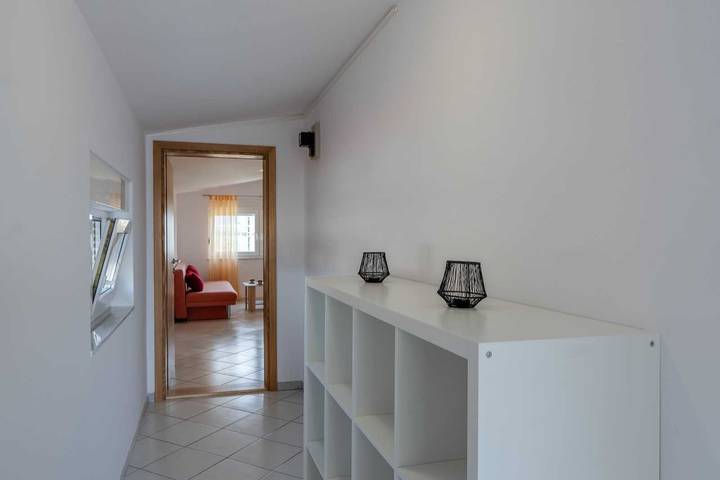 Ferienwohnung für 4 Personen, mit Balkon und Garten auf Vir