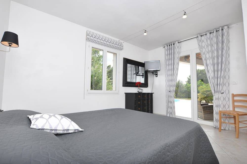 Gorgeous home in Saint-Cézaire-sur-Siag in Saint-Cézaire-sur-Siagne, Region de Cannes