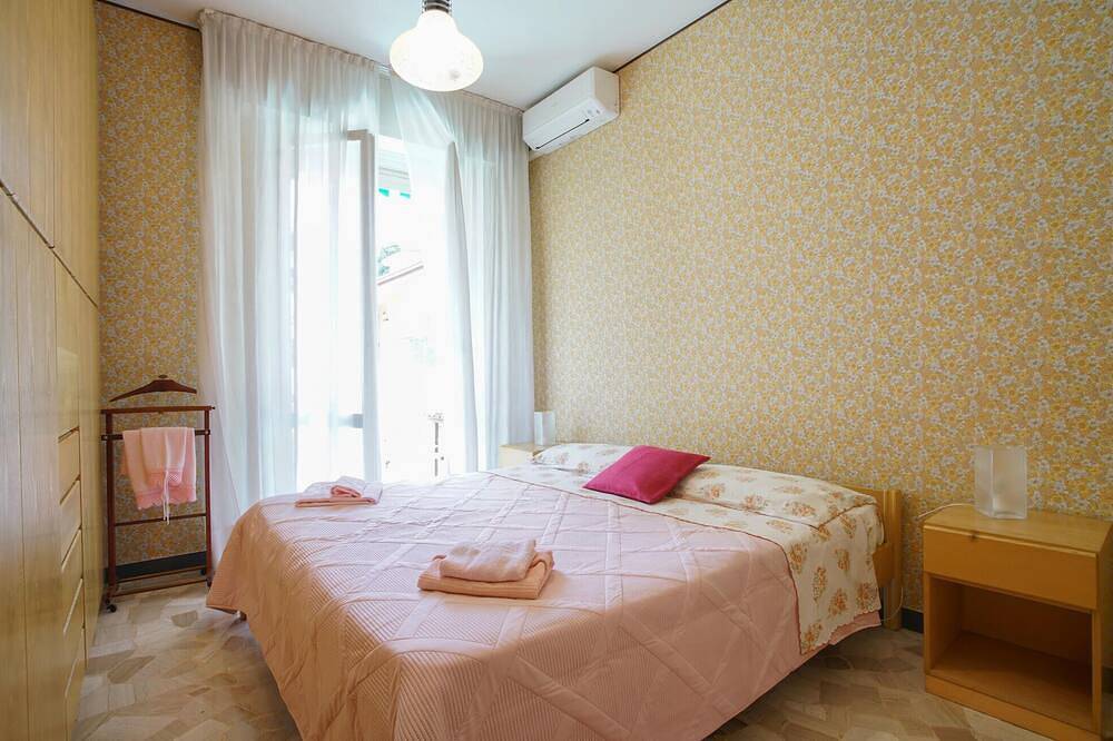 Appartement entier, Bel appartement de 2 chambres à Cavi di Lavagna in Bagni Tiffany, Commune de Lavagna