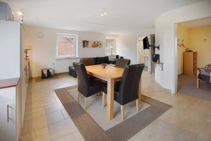 Ferienhaus für 4 Personen, mit Terrasse, mit Haustier in Nesse - 2