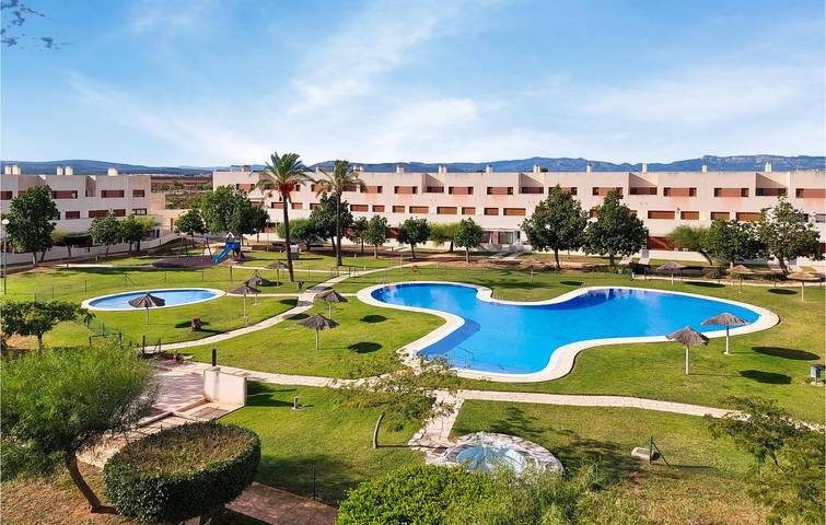 Apartamento de vacaciones para 6 personas, con terraza y jardín - 1