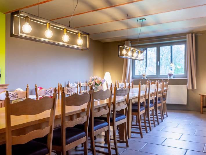 Location de vacances pour 18 personnes, avec sauna ainsi que terrasse et piscine à Durbuy - 4
