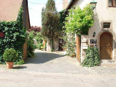 Kreuzerhof Hotel Garni - Dreibettzimmer in Rothenburg ob der Tauber, Taubertal
