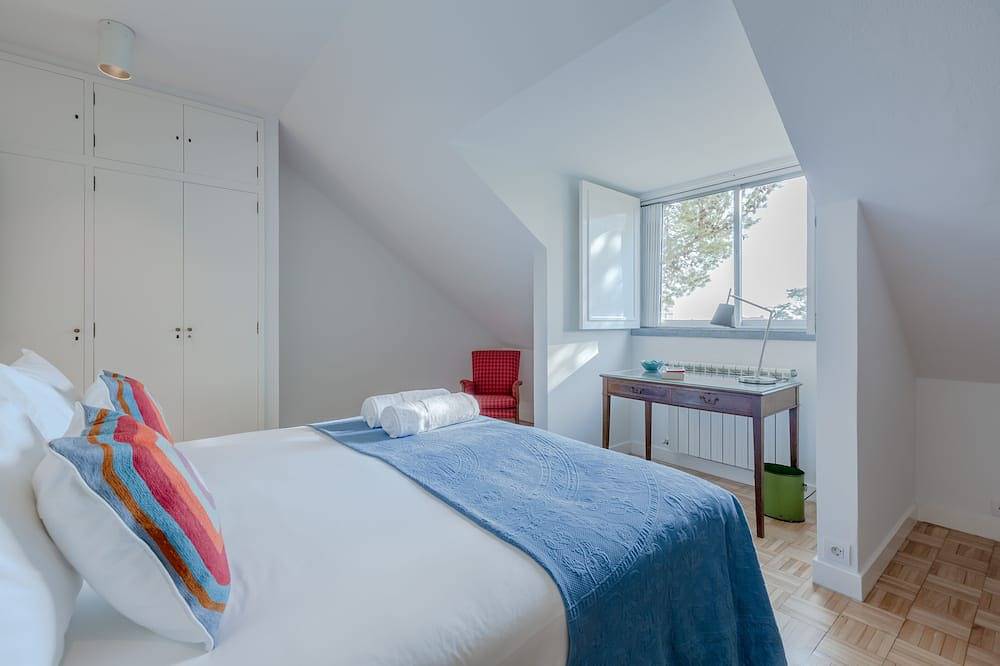 Estoril Haus mit Pool 700 m vom Strand Prime Bereich kürzlich renoviert in Cascais e Estoril, Costa de Lisboa