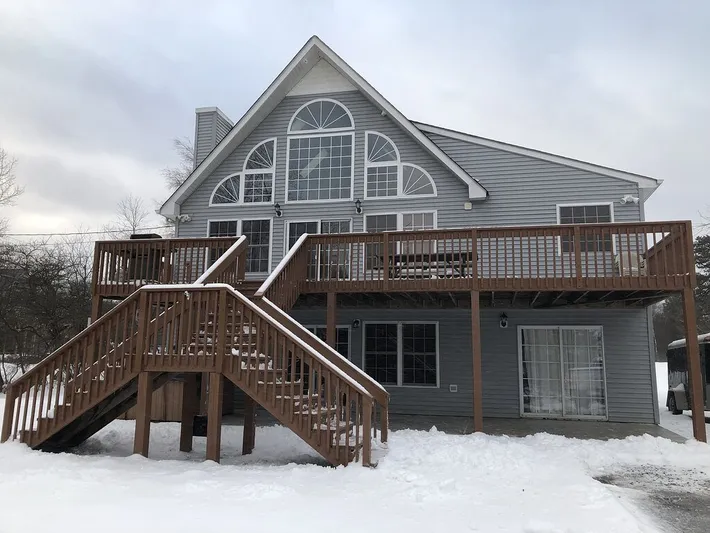 Chalet for 18 people, with pool and balcony as well as hot tub and yard - 1