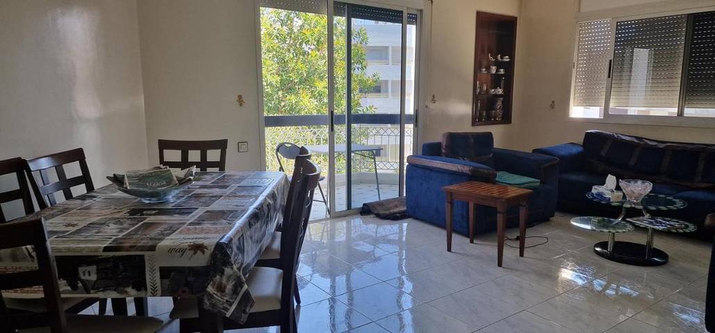 Apartamento de vacaciones para 5 personas, con balcón y jacuzzi - 1