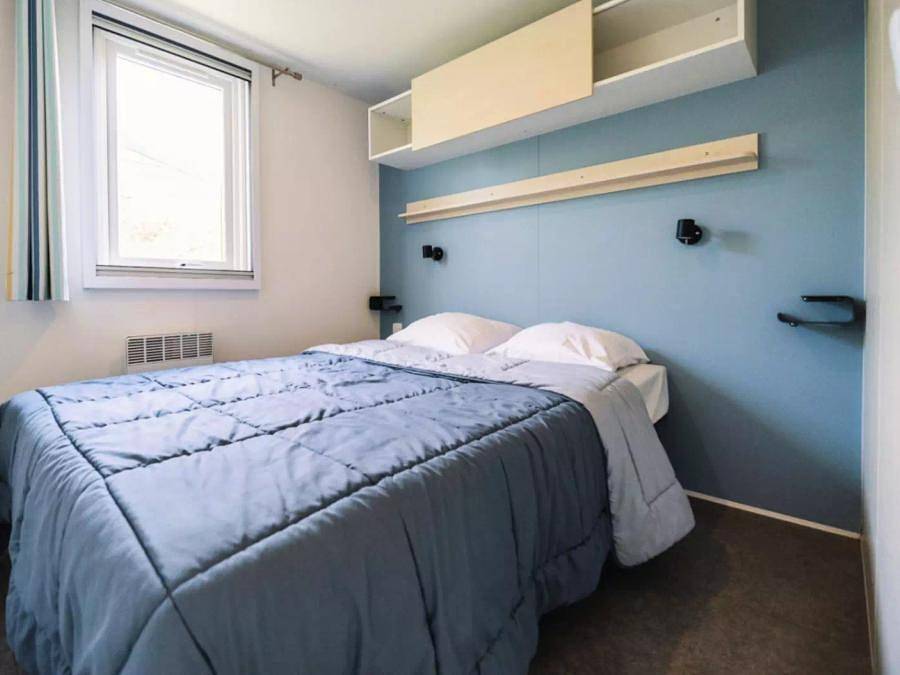 Camping Paradis A La Corniche - Mobilhome 4 personnes - Mobil-home Confort 3 Pièces 4 Personnes + Tv in Angoulins, Région de La Rochelle