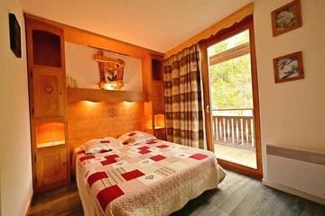 Chalet pour 5 personnes, avec balcon dans La Norma