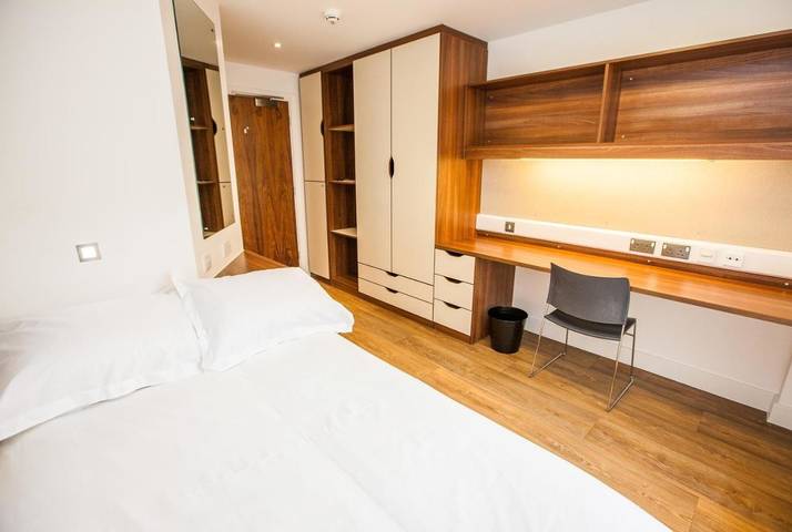 Appartement de vacances pour 2 personnes, avec jardin et piscine