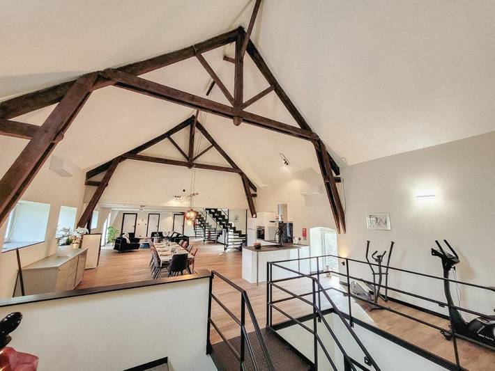 Location de vacances pour 10 personnes, avec vue ainsi que piscine et jardin, adapté aux familles à Walcourt - 4