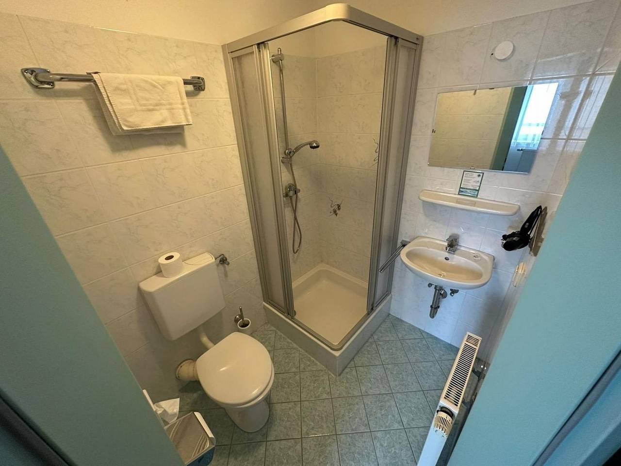 Mariazellerhof Room 203 in St. Pölten, Mostviertel Region