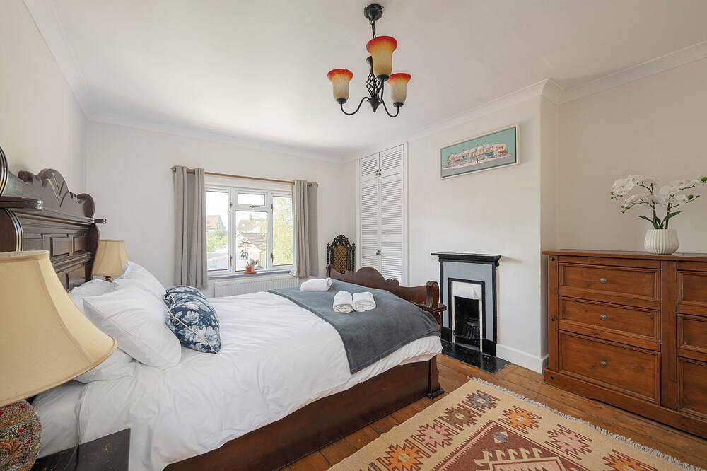 Cosy home off Glastonbury High Street in Glastonbury, Somerset