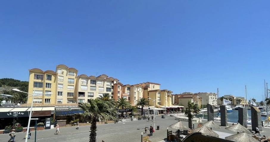 Gîte pour 4 personnes, avec balcon et piscine dans Port de Gruissan - 2