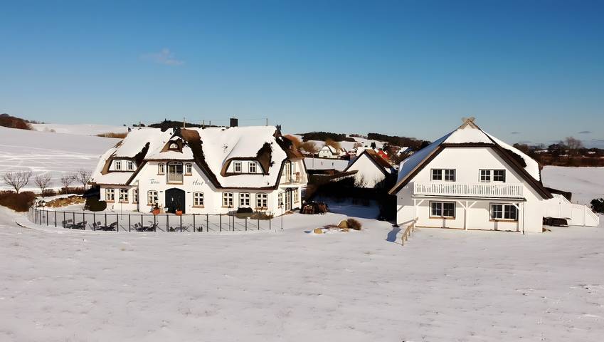 Ferienwohnung für 2 Personen, mit Balkon und Seeblick