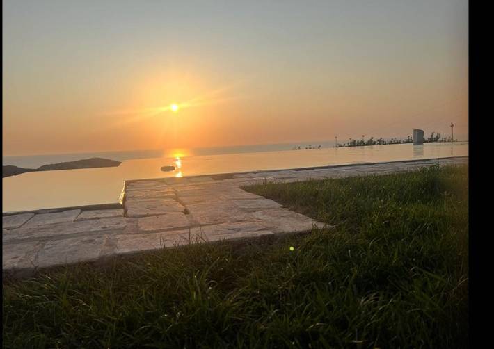 Agriturismo per 4 persone, con giardino e panorama nonché terrazza, con animali domestici a Sassari
