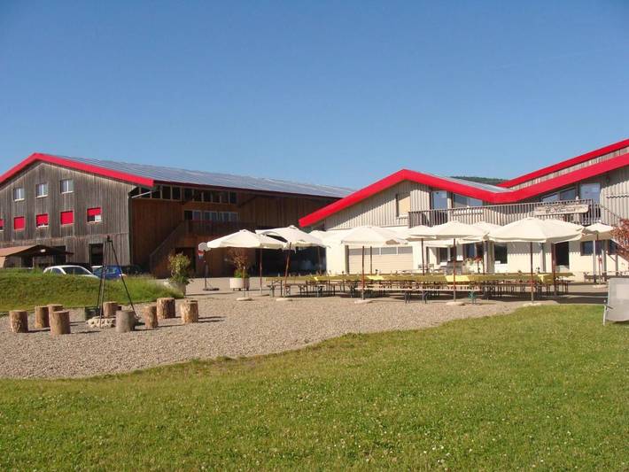 Ferienwohnung für 8 Personen, mit Terrasse und Garten sowie Ausblick