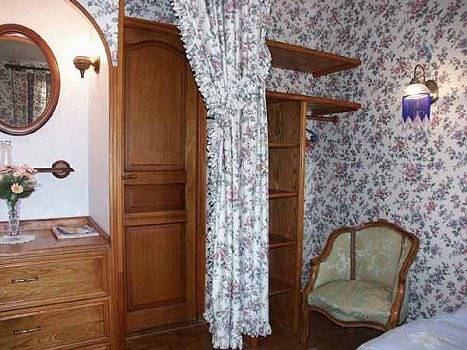 Location de vacances pour 2 personnes, avec jardin, animaux acceptés dans l' Ain - 4