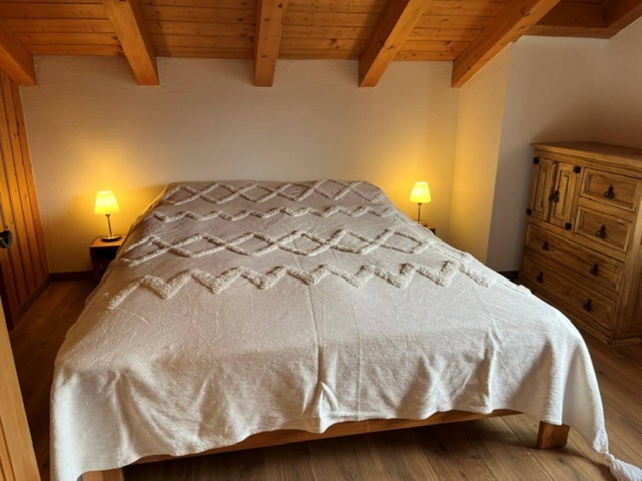 Ganze Ferienwohnung, Ferienwohnung Bim Chappeli, Obersaxen-Affeier - 2 Zimmer Ferienwohnung für max. 4 Pers. in Obersaxen, Obersaxen-Mundaun