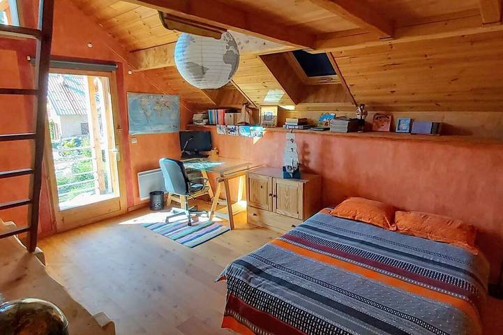 Gîte pour 8 personnes, avec jardin et jacuzzi à Les Vigneaux - 3
