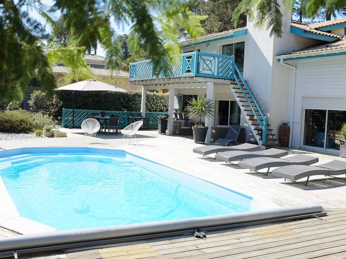 Villa pour 10 personnes, avec Terrasse ainsi que Jardin et Piscine à Seignosse