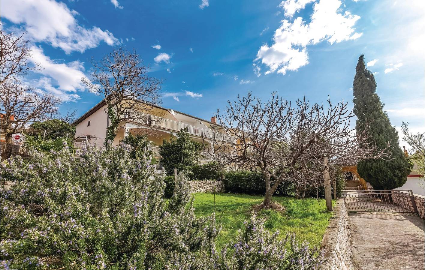 Appartamento vacanze a Kvarn a partire da 45€ a notte