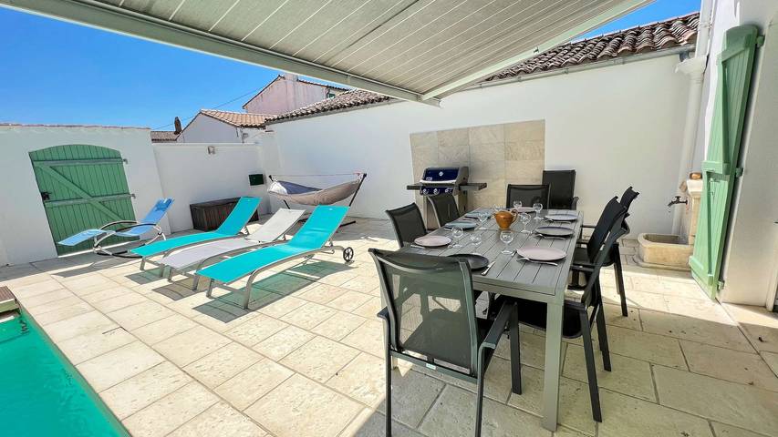 Gîte pour 10 personnes, avec jardin et piscine, animaux acceptés à Loix - 3