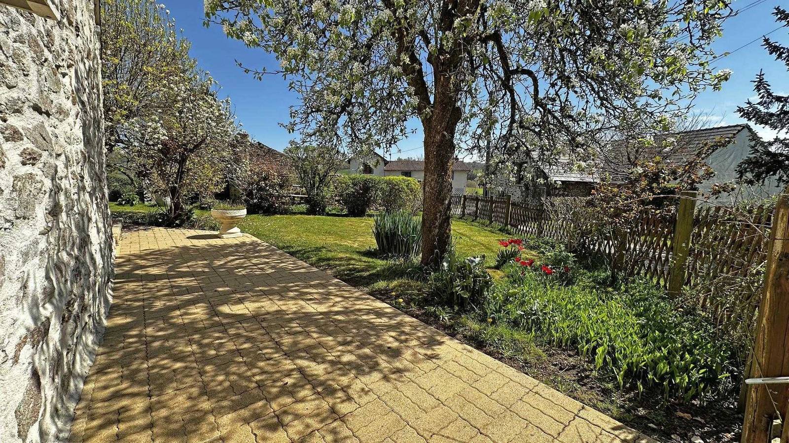 Fayollas in Bussière-Galant, Parc naturel régional Périgord-Limousin