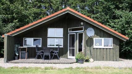 Ferienhaus für 6 Personen, mit Sauna und Terrasse sowie Garten, kinderfreundlich in Tarp