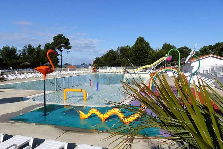 Camping pour 8 personnes à Parentis-en-Born - 3