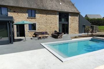 Location de vacances pour 17 personnes, avec jacuzzi et sauna à Isigny-le-Buat