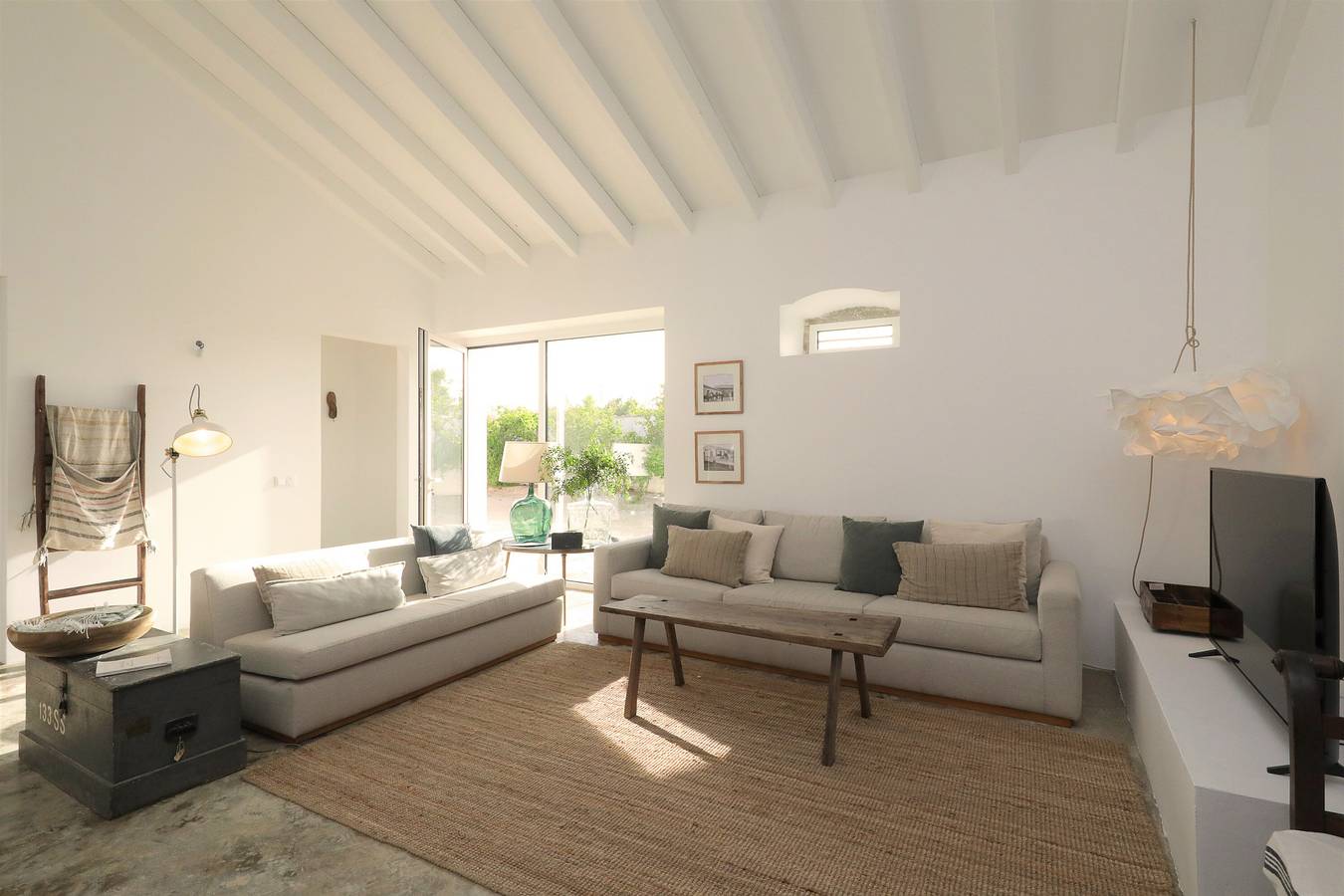 Country House 'Quinta Do Alvisquer' with Shared Pool, Wi-Fi and Air Conditioning in Conceição e Cabanas de Tavira, Parque Natural da Ria Formosa