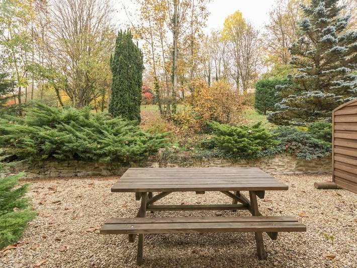 Modernes Haus mit Garten, Terrasse und nahen Aktivitäten in Châtillon-sur-Seine, Montbard und Umgebung