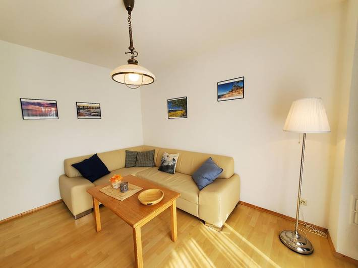 Ferienwohnung für 2 Personen, mit Terrasse, mit Haustier in Lemkenhafen - 3