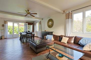 Location de vacances pour 4 personnes, avec jardin dans Plage de la Madrague (Giens)