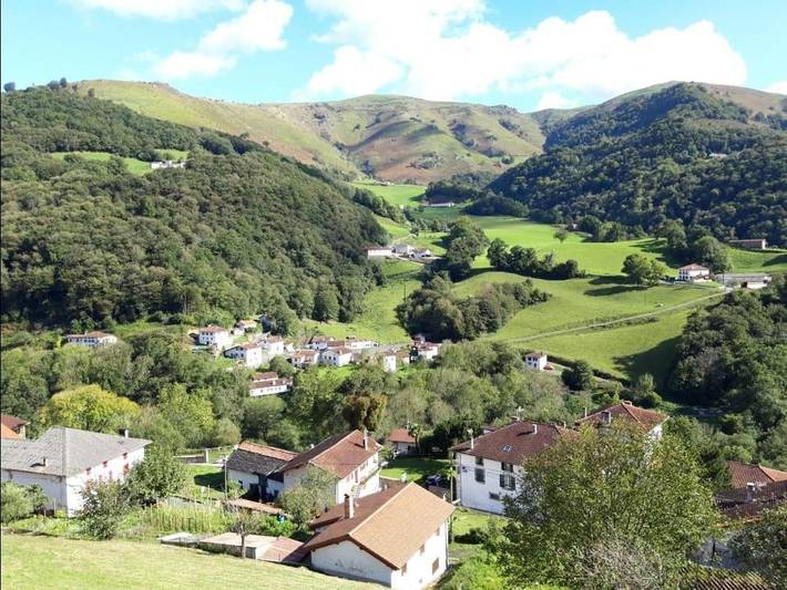 Gîte pour 2 personnes, avec terrasse et vue à Valcarlos - 3